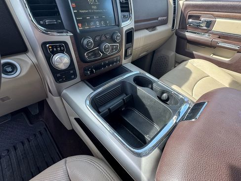 Used 2017 RAM 1500 Laramie AWD/4WD image 21