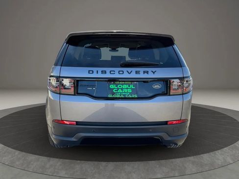 Used 2020 Land Rover Discovery Sport SE image 6
