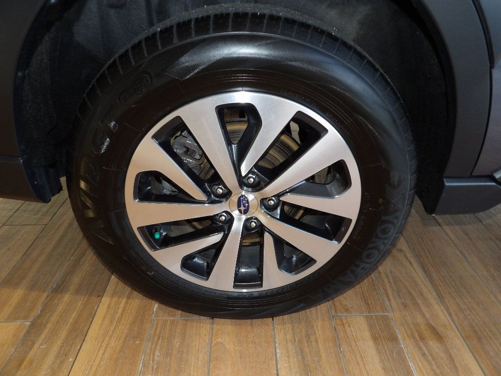 Used 2025 Subaru Outback Premium AWD/4WD image 5