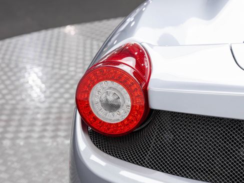 Used 2013 Ferrari 458 Spider RWD image 60