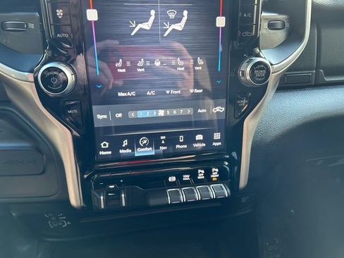 Used 2024 RAM 2500 Laramie image 19