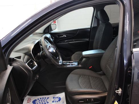 Used 2018 Chevrolet Equinox LT image 9