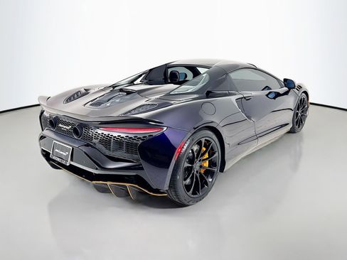 Used 2025 McLaren Artura Spider RWD image 7