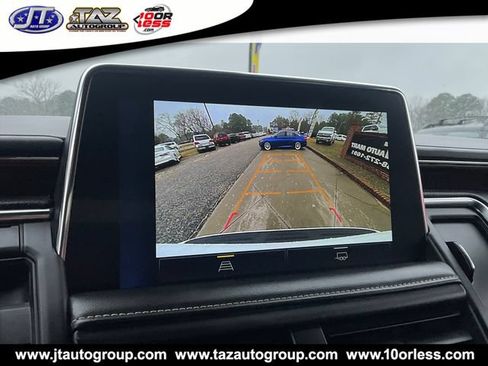 Used 2023 Chevrolet Suburban Premier AWD/4WD image 19