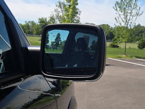 Used 2022 RAM 1500 Classic Warlock AWD/4WD image 6