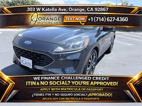 Used 2022 Ford Escape SE w/ SE Sport Appearance Package FWD image 1