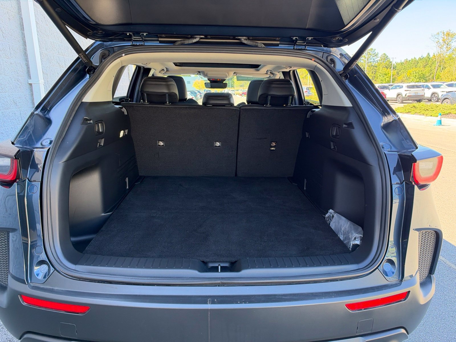 Certified 2024 MAZDA CX-50 AWD 2.5 S w/ Cargo Package image 34