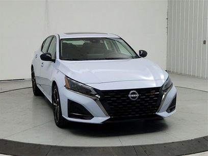 New 2025 Nissan Altima 2.5 SR w/ SR Premium Package