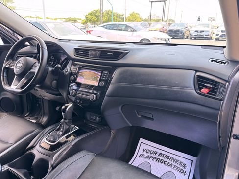 Used 2018 Nissan Rogue SL w/ Premium Package AWD/4WD image 49