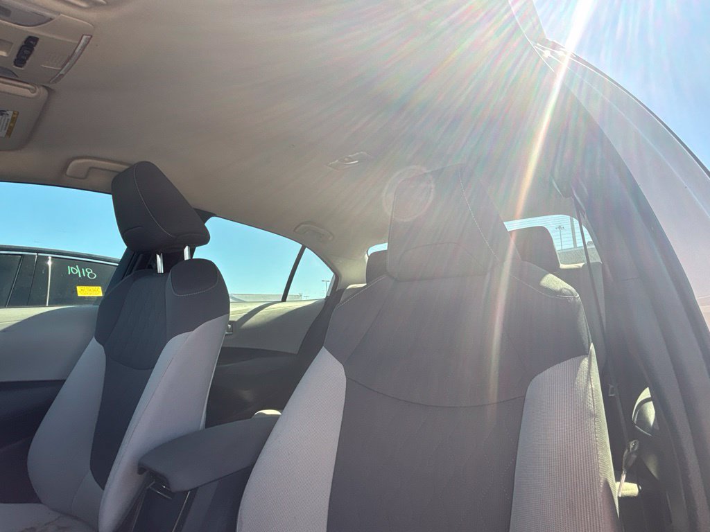 Used 2021 Toyota Corolla LE FWD image 5