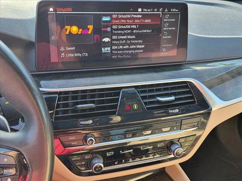 Used 2023 BMW 530i w/ Convenience Package RWD image 15