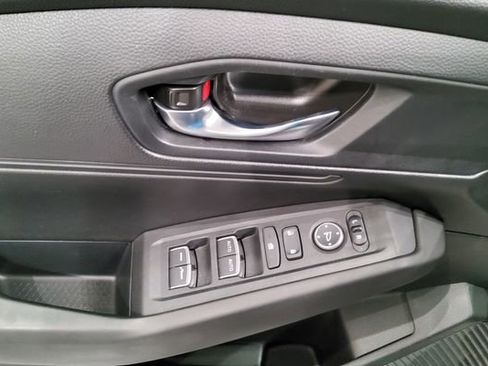 Used 2023 Honda Accord LX image 21