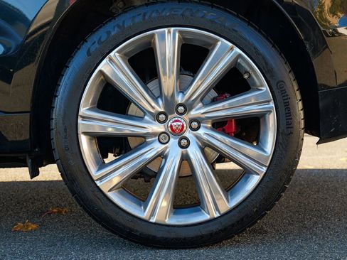 Used 2023 Jaguar F-PACE R-Dynamic S image 14