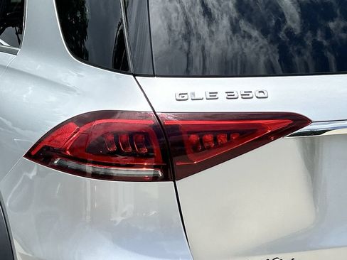 Used 2020 Mercedes-Benz GLE 350 w/ Premium Package image 7