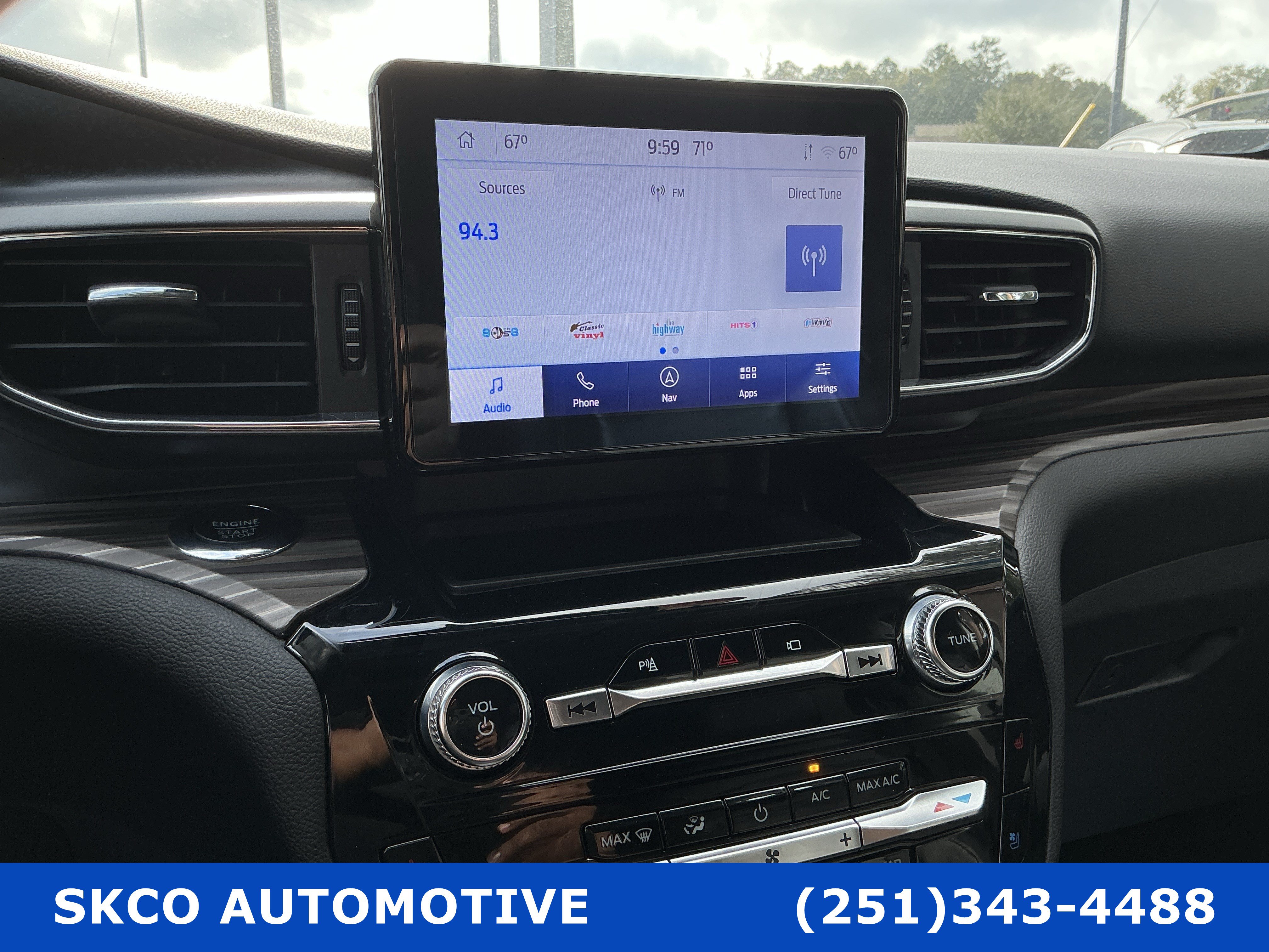 Used 2022 Ford Explorer Limited AWD/4WD image 16