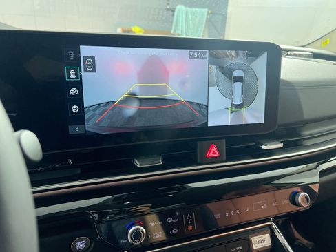 New 2026 Kia Carnival SX w/ SX Dark Edition Package image 28