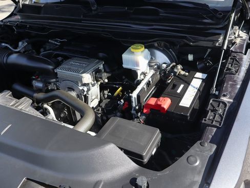 Used 2019 RAM 1500 Big Horn AWD/4WD image 13