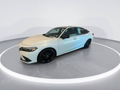 Used 2024 Honda Civic Sport image 3