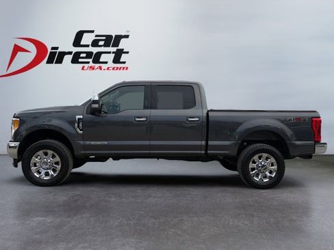 Used 2017 Ford F350 Lariat w/ Chrome Package image 13