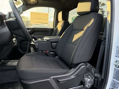 Used 2025 GMC Sierra 2500 Pro AWD/4WD image 8