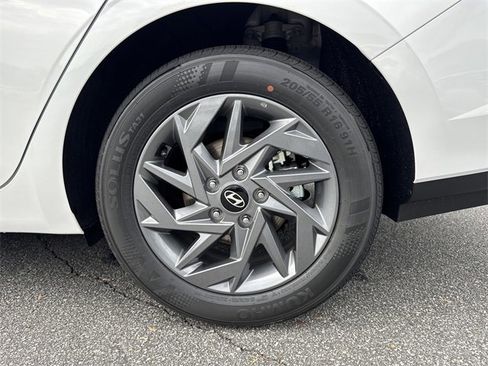 New 2026 Hyundai Elantra Blue image 19