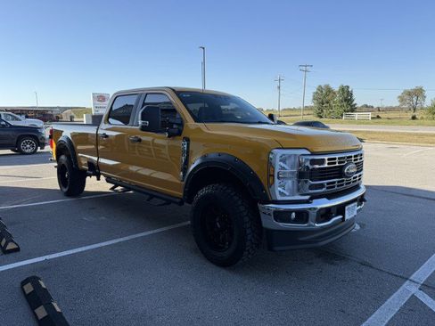 Used 2025 Ford F250 XL w/ 360-Degree Camera Package image 3