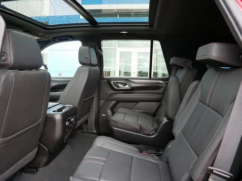 Used 2024 Chevrolet Tahoe RST w/ Luxury Package AWD/4WD image 8