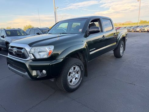 Used 2014 Toyota Tacoma PreRunner w/ TRD Off-Road Package RWD image 3