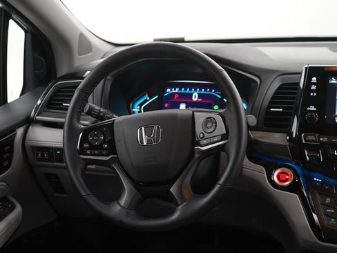 Used 2024 Honda Odyssey Elite image 15