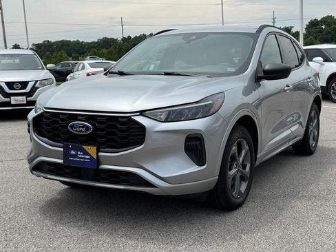 Certified 2024 Ford Escape ST-Line AWD/4WD image 8
