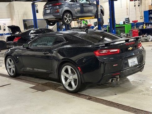 Used 2017 Chevrolet Camaro SS image 4