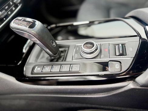 Used 2023 Maserati Levante Modena image 16