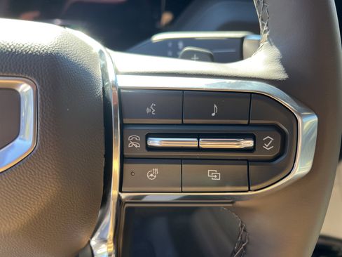 New 2026 GMC Yukon XL Elevation image 29