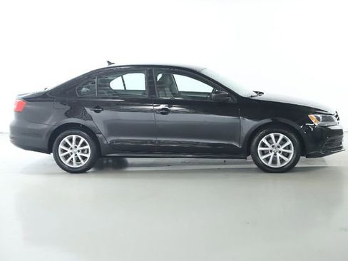 Used 2015 Volkswagen Jetta SE image 11