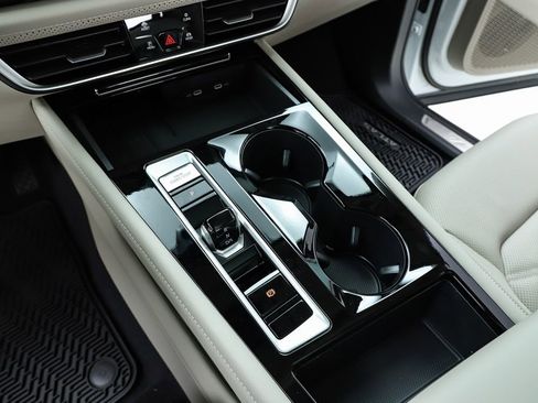 New 2026 Volkswagen Atlas SE image 24