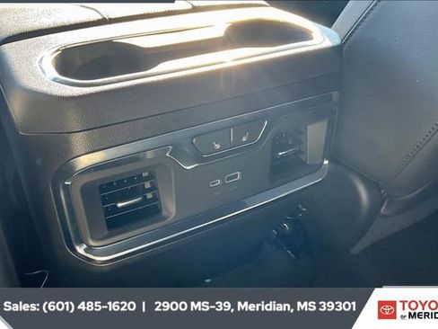 Used 2024 Chevrolet Silverado 1500 High Country w/ Technology Package image 24