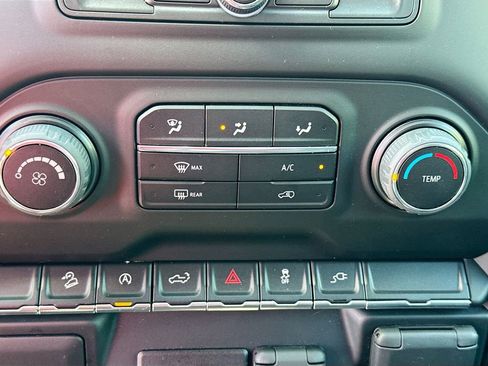 Used 2022 Chevrolet Silverado 1500 Custom Trail Boss w/ Safety Confidence Package image 15