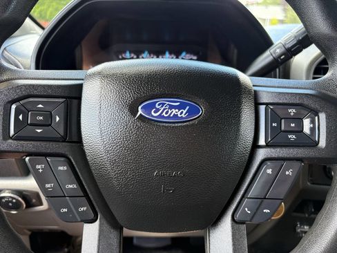 Used 2018 Ford F550 4x4 Crew Cab Super Duty image 22