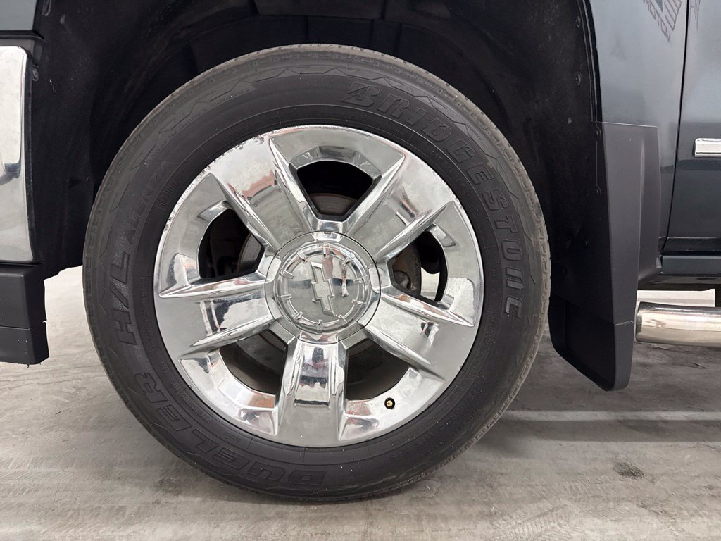 Used 2017 Chevrolet Silverado 1500 LTZ w/ Sport Package AWD/4WD image 42