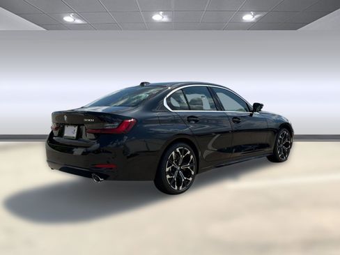 New 2026 BMW 330i Sedan w/ Convenience Package RWD image 8