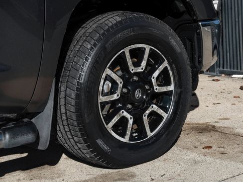 Used 2015 Toyota Tundra Limited w/ TRD Off Road Package image 60