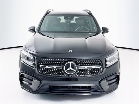 Certified 2025 Mercedes-Benz GLB 250 image 2