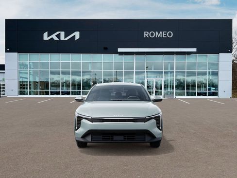 New 2026 Kia K4 image 2