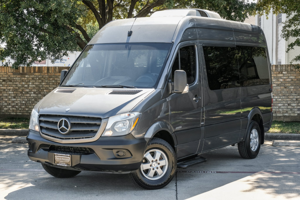 Used 2015 Mercedes-Benz Sprinter 2500 image 11