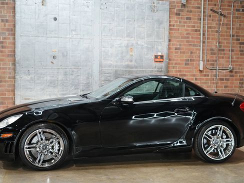 Used 2007 Mercedes-Benz SLK 55 AMG image 12