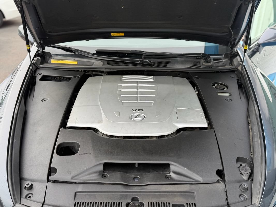 Used 2007 Lexus LS 460 RWD image 29