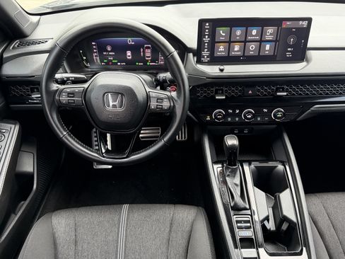 Used 2024 Honda Accord Sport image 11