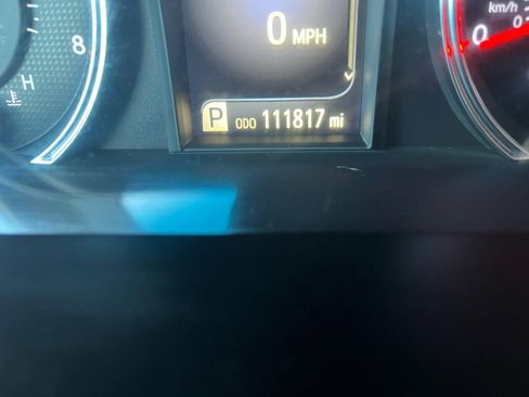 Used 2016 Toyota Camry SE image 14