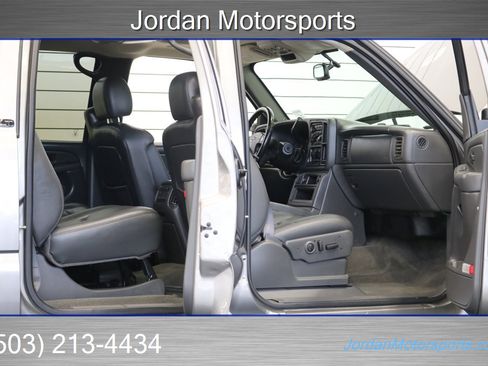 Used 2007 Chevrolet Silverado 3500 LT w/ Heavy-Duty Power Package image 39