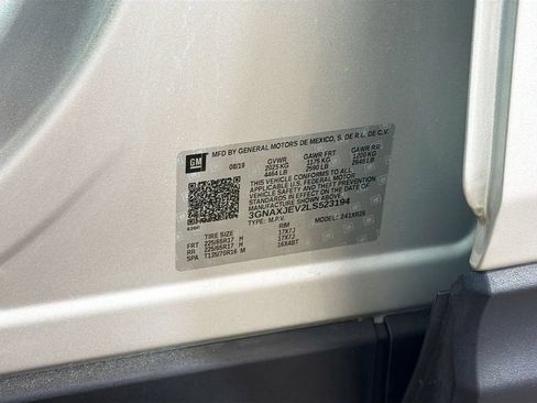 Used 2020 Chevrolet Equinox LT w/ Driver Convenience Package FWD image 32